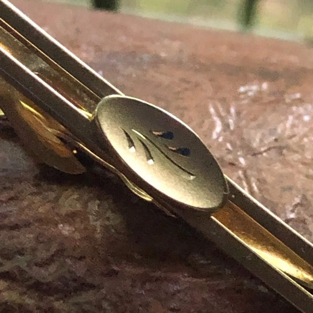 Vintage Swank gold plated diamond cut design tie bar tie clip NIB